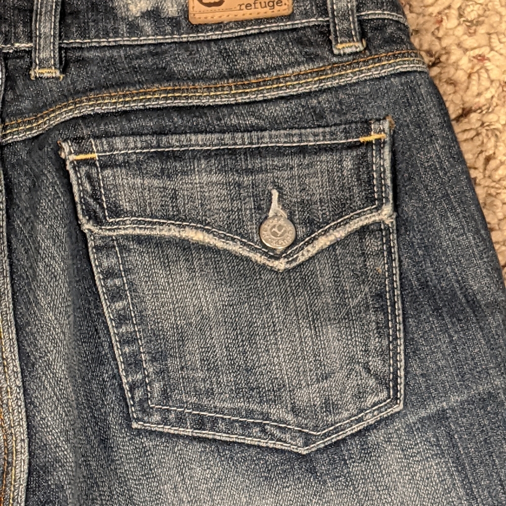 Refuge Distressed Stretch Capri Jeans Size 7 Junior Women's‎ - Picture 3 of 4